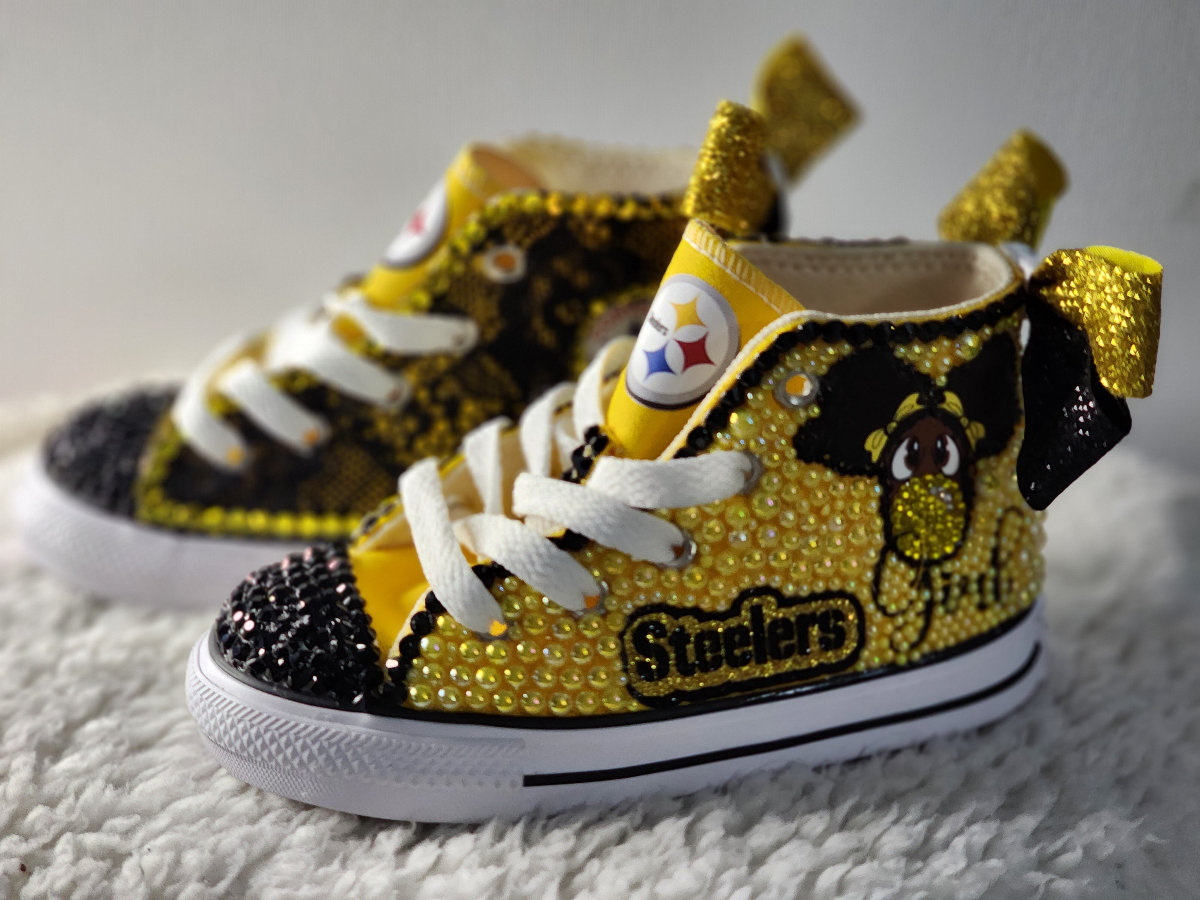 Custom Converse store 2.5